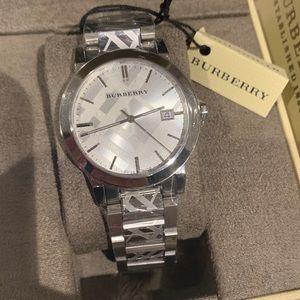 Burberry Women Luxury Silver Check Watch BU9037